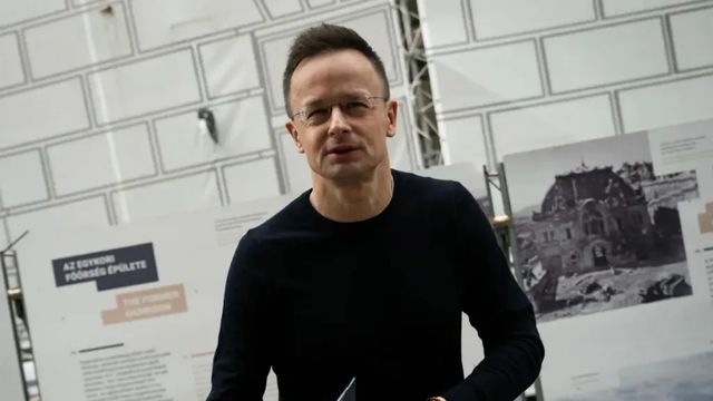 Szijjártó szerint az ukránok kifejezetten akarják folytatni a háborút, hiszen ez náluk az üzleti modell