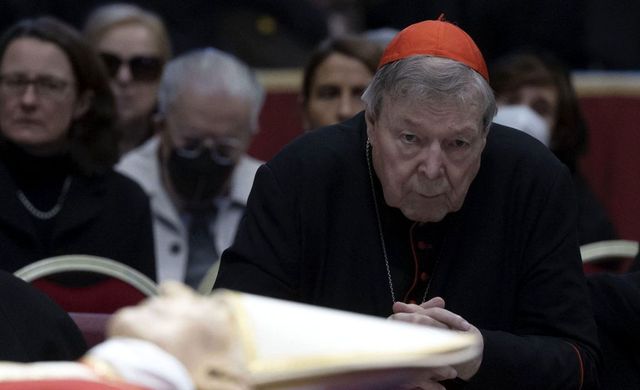 Cardinalul australian George Pell, găsit vinovat pentru viol asupra minorilor, a murit la vârsta de 81 de ani