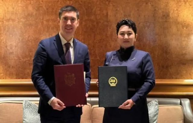 Moldova și Mongolia vor elimina vizele pentru titularii pașapoartelor diplomatice și de serviciu