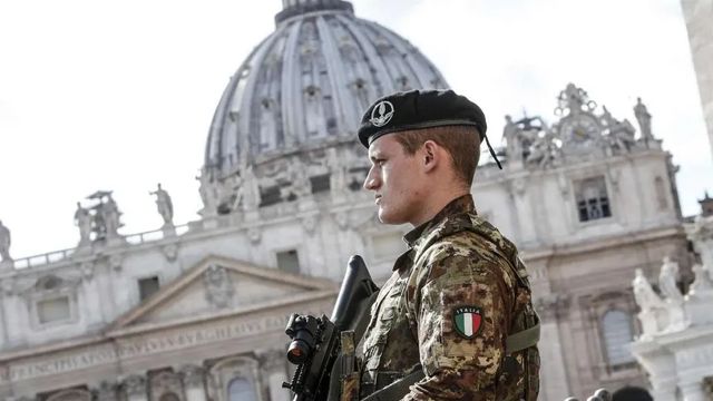 Giubileo, misure di sicurezza al massimo | Tutto pronto per l’apertura della Porta Santa