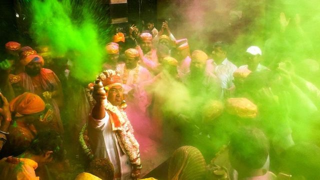 'Will deepen the colours of unity': PM Modi extends Holi wishes