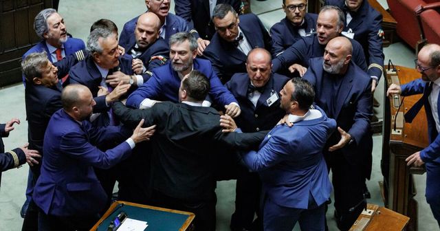 Ok della Camera a riforma della giustizia, è il terzo via libera