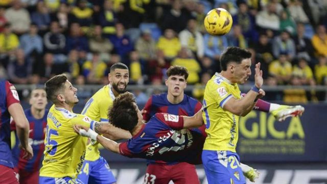 El Barça no tira la toalla en la Liga