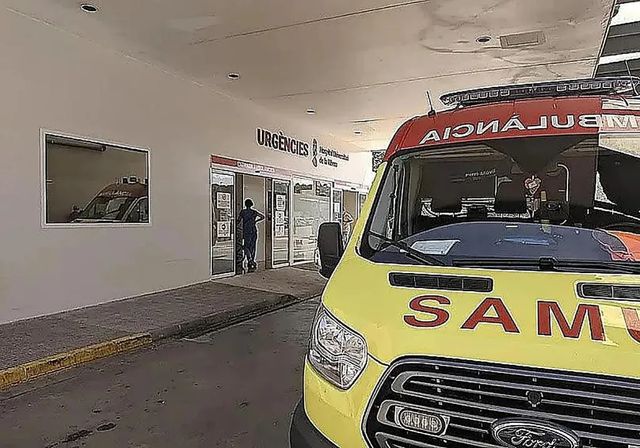Muere una niña y su hermano resulta herido tras caerles un pilar de una construcción