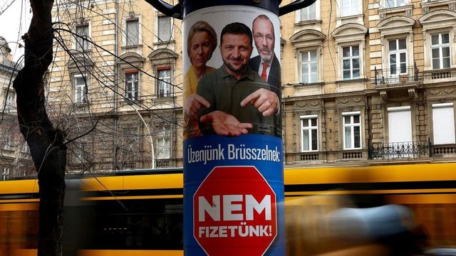 Maďarsko vrátilo Kyjevu zabavené peníze, oznámil Zelenskyj