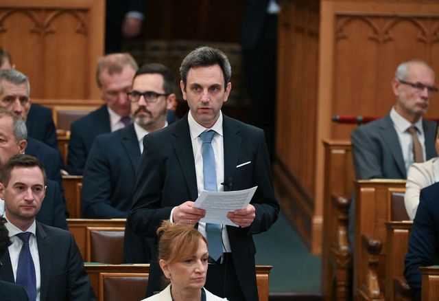 Itt a törvényjavaslat, ami megszüntetné a Szuverenitásvédelmi Hivatalt