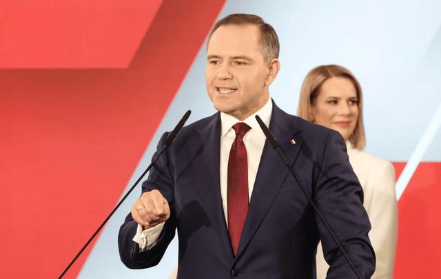 Karol Nawrocki a fost învestit în funcția de președinte al Poloniei