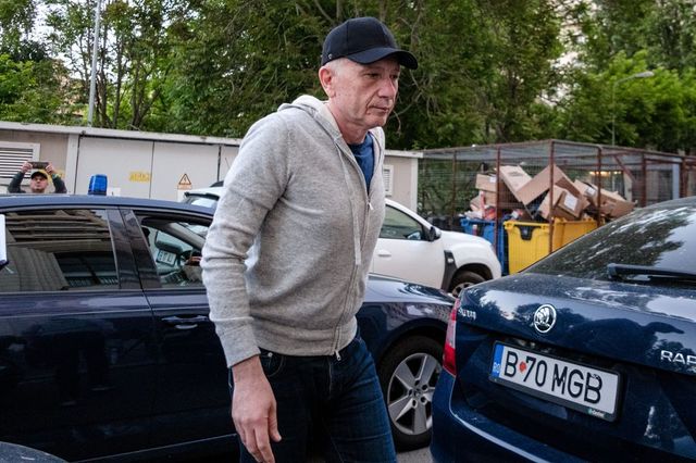 Procurorii Gigi Ștefan și Teodor Niță au fost suspendați din funcție în urma acuzațiilor de corupție