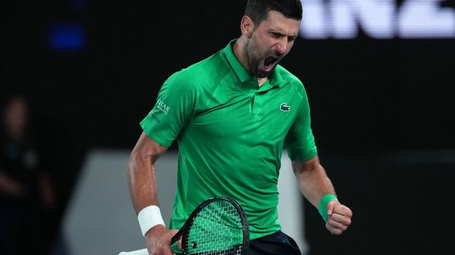 Djokovic sorprende a Sinner y se cita con Alcaraz en la final