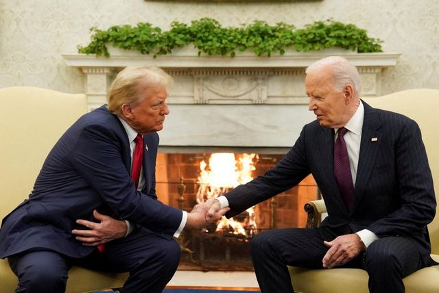 Donald Trump a ajuns la Washington și urmează să aibă prima discuție despre tranziție cu președintele Joe Biden