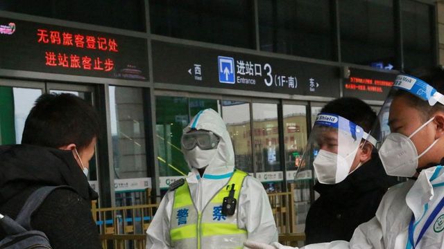 People forced to quarantine in metal boxes as China enforces zero Covid policy