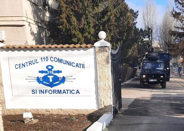 Filtre în Constanța și Mamaia pentru găsirea atacatorului care a furat un pistol de la o unitate militară