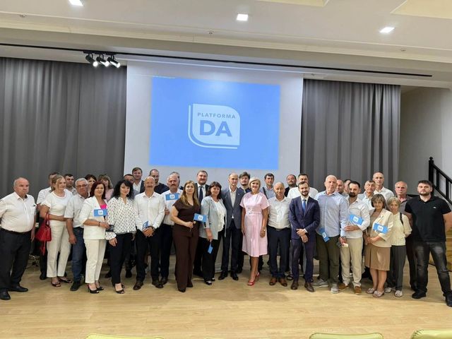 Platforma Demnitate și Adevăr are o nouă conducere