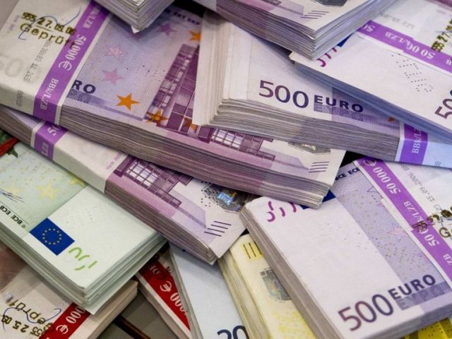 BNR asigură stabilitatea financiară cu bani împrumutați de la Banca Centrală Europeană