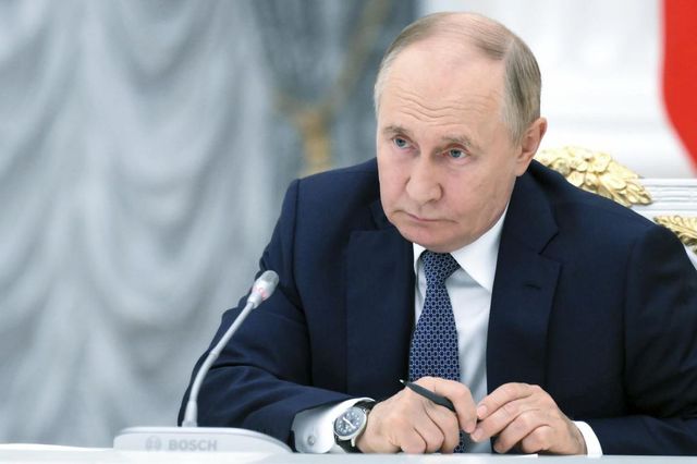 Putin minaccia il riavvio della produzione di missili a medio raggio