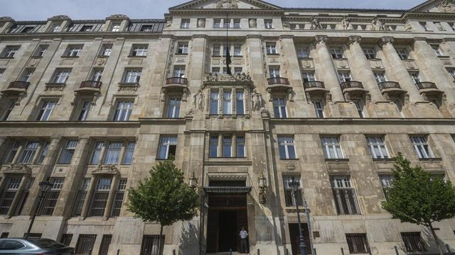 Elárverezik a Nemzetgazdasági Minisztérium épületét