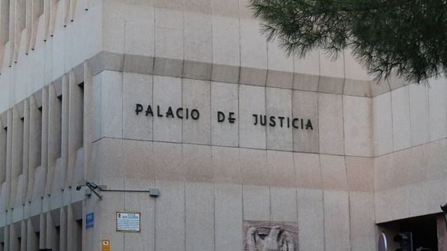 Un preso mata a otro cortándole el cuello con la tapa de una lata en la cárcel de Murcia