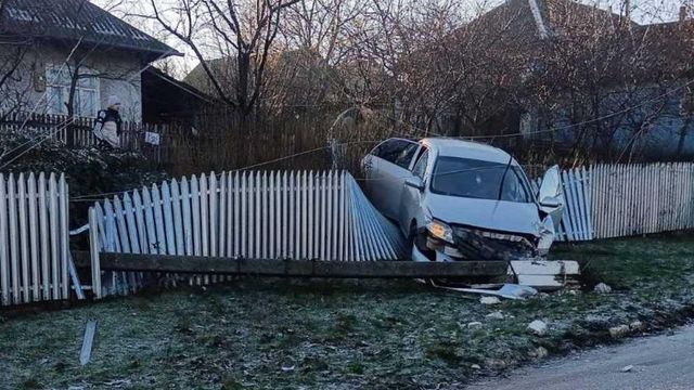 Trei persoane au fost rănite într-un accident în raionul Comrat