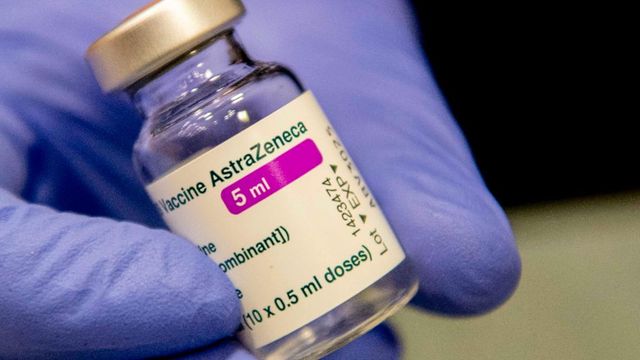 România primește o nouă tranșă de AstraZeneca, deși nimeni nu s-a mai vaccinat cu acest ser din 1 noiembrie