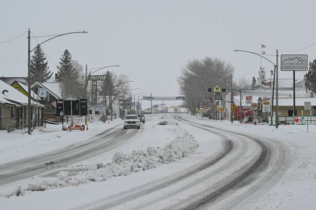 Nord-estul Statelor Unite, paralizat de prima furtună majoră de zăpadă: Traficul a fost blocat, iar școlile au fost închise