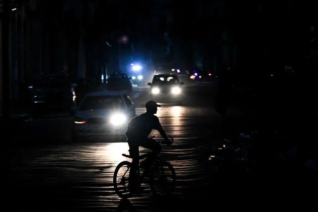 Blackout în Cuba. Milioane de oameni au rămas fără curent, după ce rețeaua electrică națională a cedat din nou