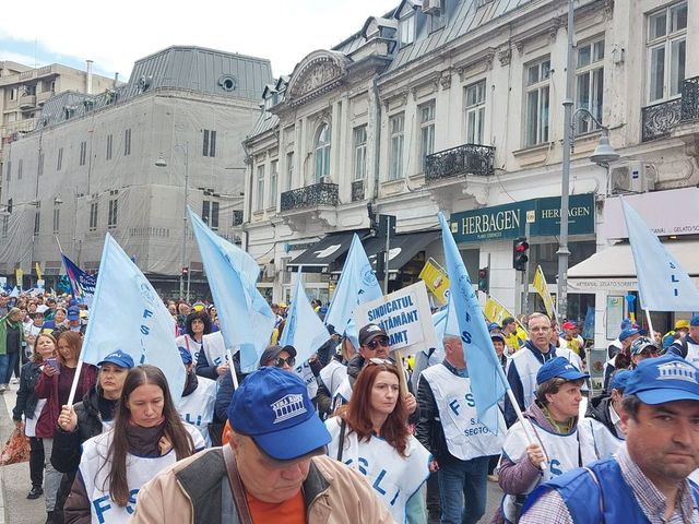 Iohannis: Solicitările dascălilor pentru măriri salariale sunt îndreptățite