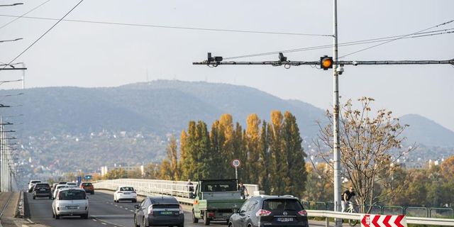 Négy nap alatt tízezer gyorshajtót fogtak az új budapesti traffipaxok