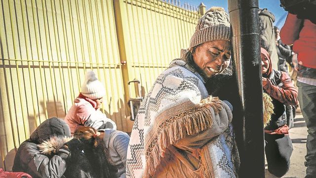 El muro de los desesperados: Atrapados en la frontera