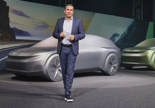 «Europa está estancada. No hay potencial de crecimiento en venta de coches»