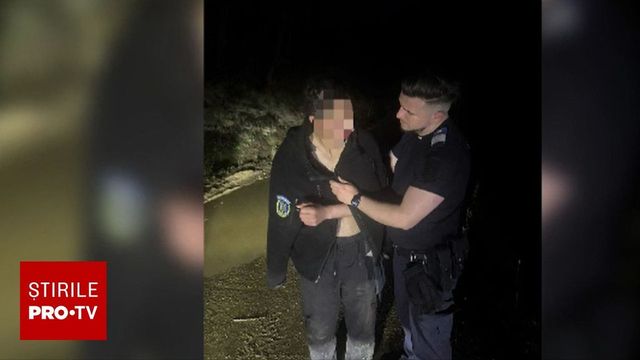 Un tânăr din Bistrița, care se afla pe motocicletă, s-a întâlnit cu un urs în pădure. Doar el a scăpat întreg