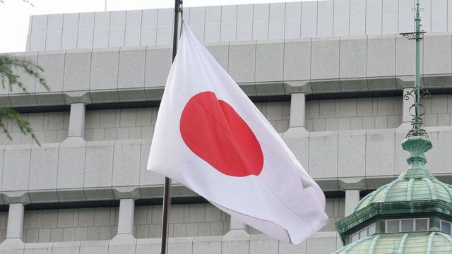 Северна Корея изстреля 10 балистични ракети към Японско море