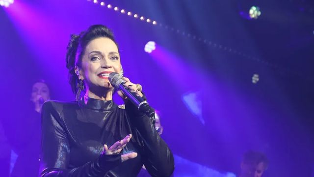 Lucie Bílá skončila na kapačkách. Kvůli extrémnímu vedru zrušila program
