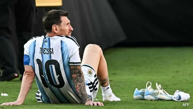 Lionel Messi și-a anunțat retragerea de la naționala Argentinei