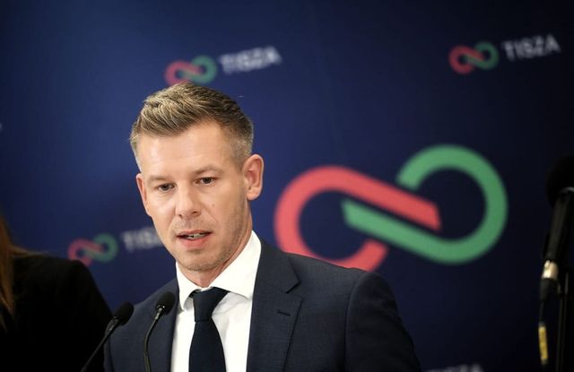 Magyar Péter nyilvánosságra hozta a kormány által eltitkolt gyermekvédelmi jelentést