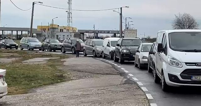 Britanic de 60 ani arestat în Ungaria pentru constrângerea unui minor la activități sexuale în SUA