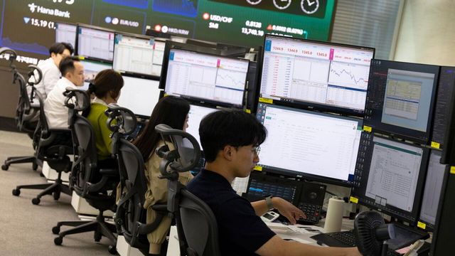 Corre il prezzo del petrolio, il tech pesa sulle Borse