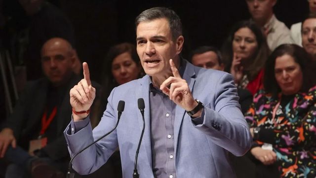 Sánchez trata de insuflar moral en el PSOE con la legislatura en trance: «Somos ganadores»