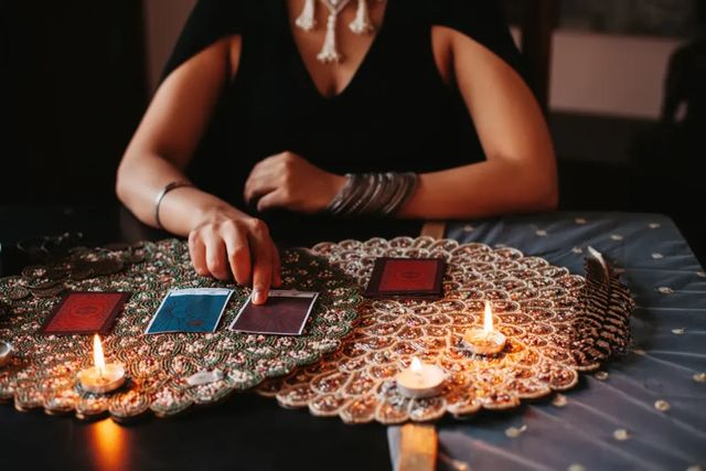 Un criminal din Bunești Averești s-a dus la ghicitoare, după ce și-a omorât prietenul, ca să afle dacă va fi arestat