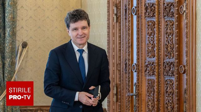 Nicușor Dan ar putea desemna marți noul premier, după aproape o lună de la începutul crizei politice - surse