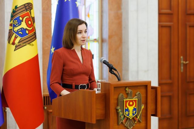 Președinta Maia Sandu susține un briefing de presă privind situația de securitate informațională