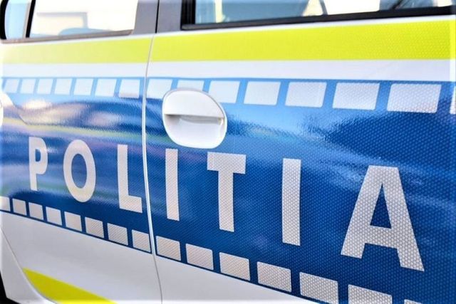 Un moldovean de 26 de ani, căutat în România după ce a abandonat o mașină furată