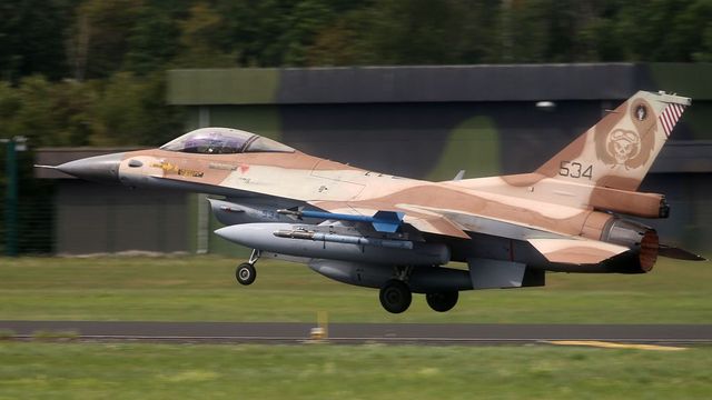 Izrael megelőző csapást mért Iránra