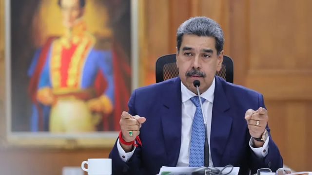 Maduro ordena el cierre de la frontera con Colombia tras denunciar «una conspiración internacional»