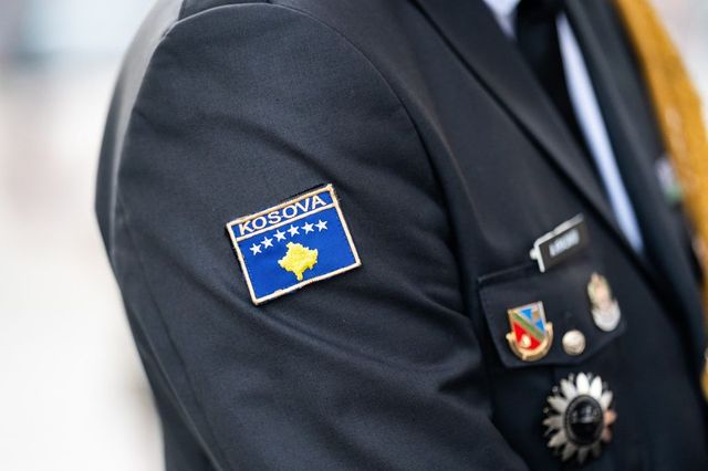 Kosovo cere să fie primită în NATO și o bază militară americană permanentă pe teritoriul său