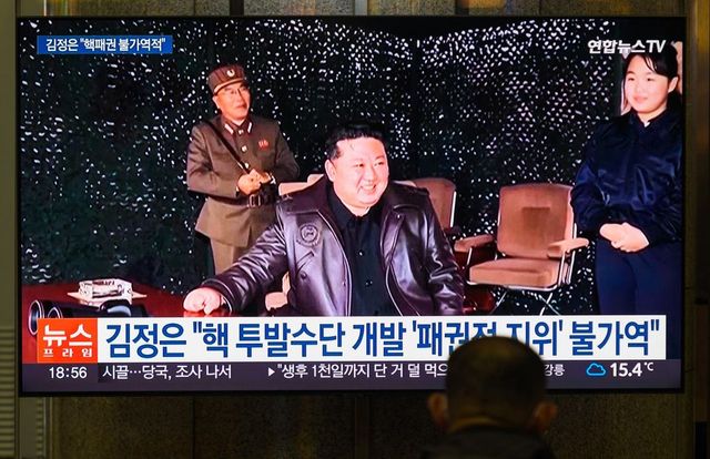 Corea Nord, Kim ordina di produrre in massa droni suicidi