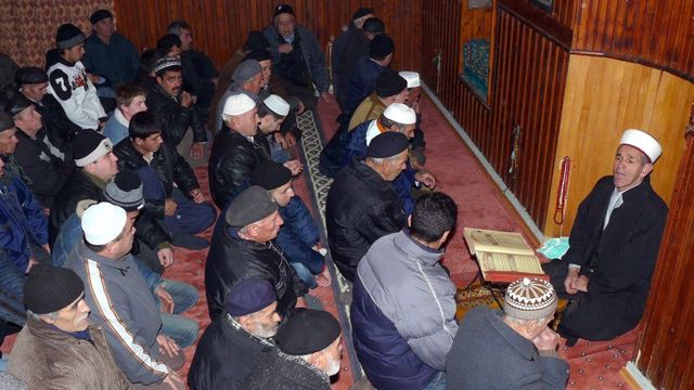 Пеевски честити Курбан байрам на мюсюлманите
