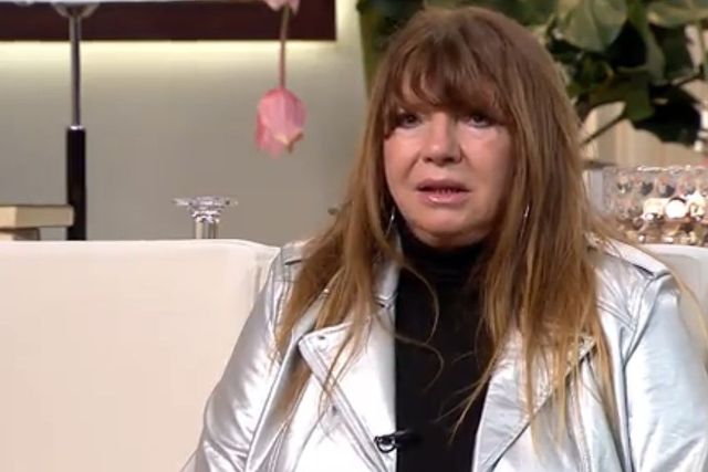 Betörtek Zalatnay Cini otthonába, megtörten nyilatkozott az énekesnő