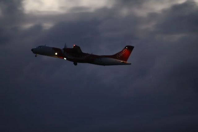 Cierra el aeropuerto de Copenhague por la presencia de drones no identificados
