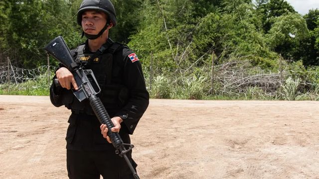 Siete muertos y 15 heridos en un tiroteo en una escuela de Tailandia