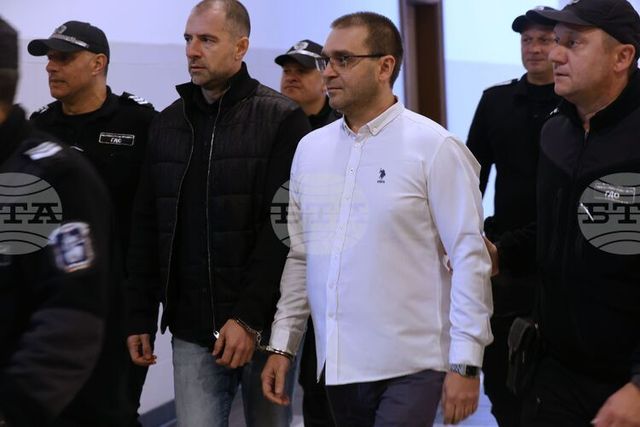 Бившият заместник-кмет на Варна Диан Иванов е бил разпитан от прокуратурата